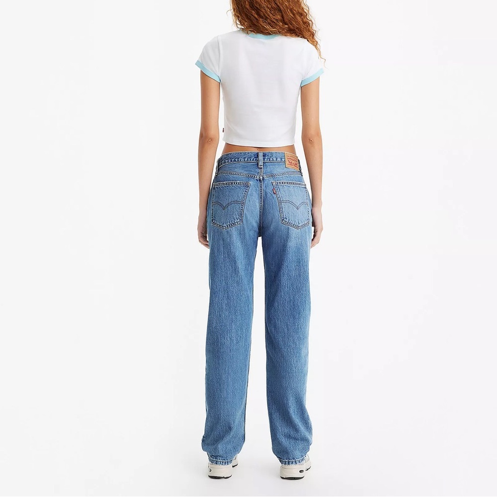 LEVI’S WOMEN’S JEANS SIZE 28
